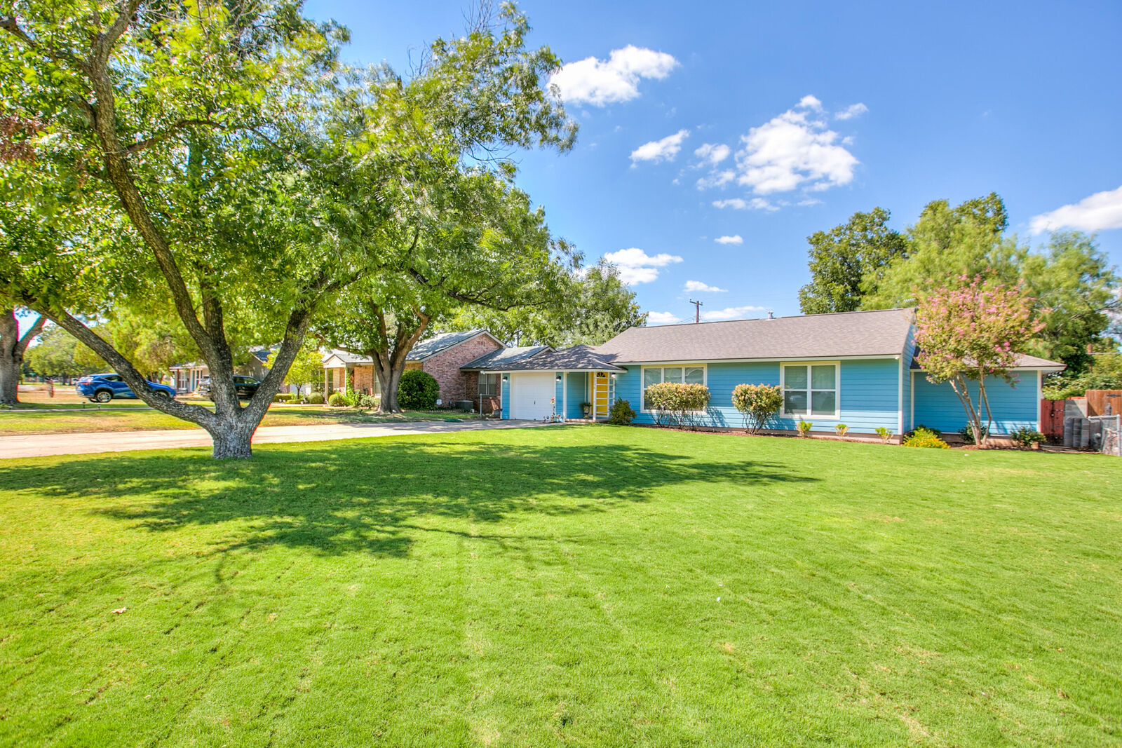 Property Photo:  2206 W Concho Avenue  TX 76901 