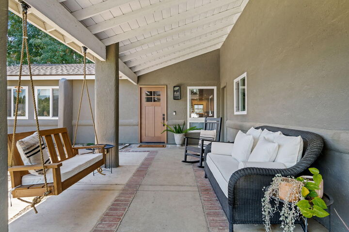 Property Photo:  160 2nd Street  CA 93427 