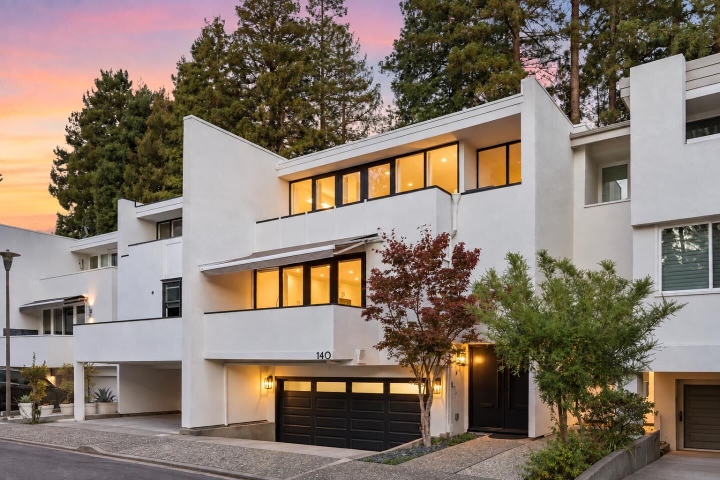Property Photo:  140 Stone Pine Lane  CA 94025 