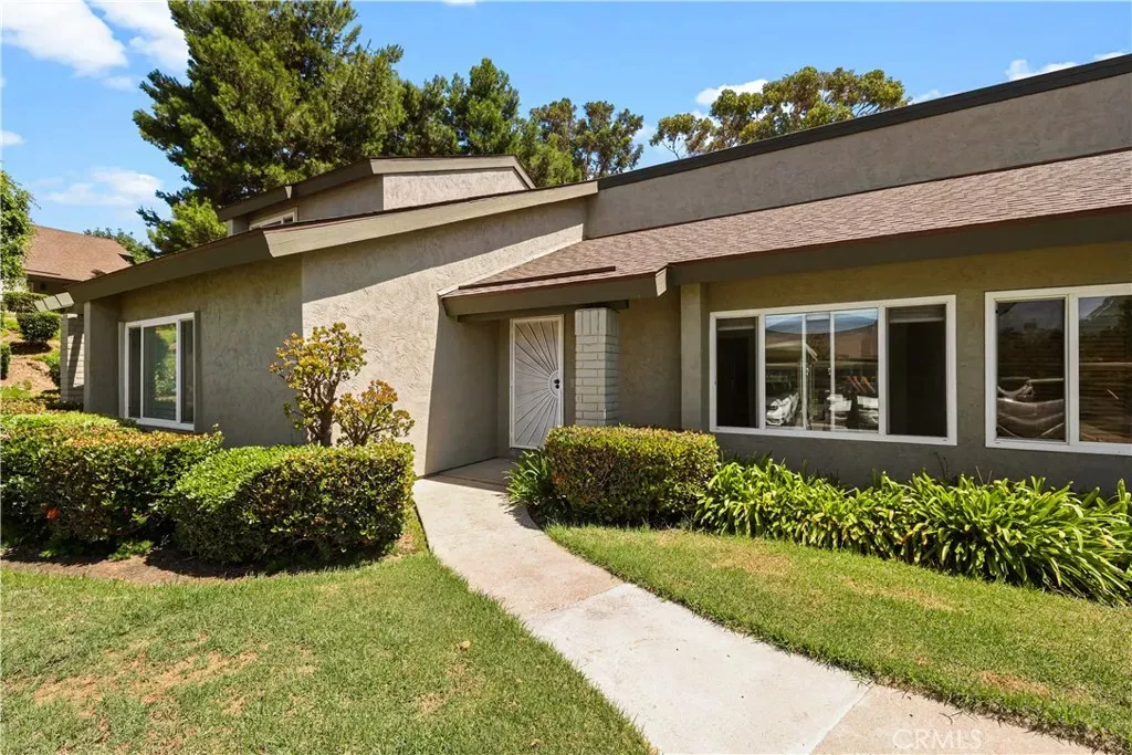 Property Photo:  10838 Caravelle  CA 92124 