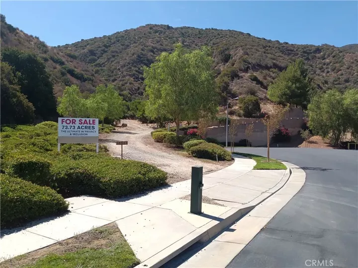 Property Photo:  2598 Bulrush  CA 92882 