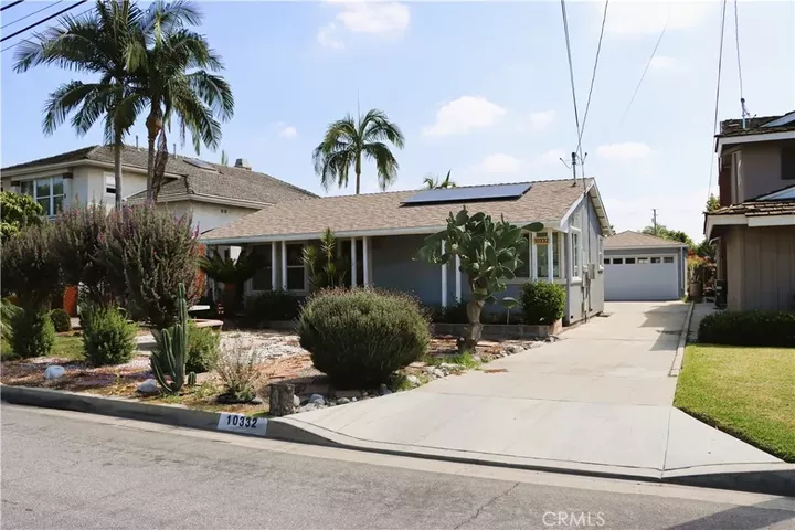 Property Photo: 10332 Dolan Avenue CA 90241
