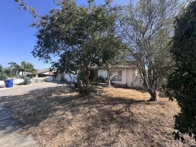 Property Photo: 1541 Indian Summer Court CA 92069