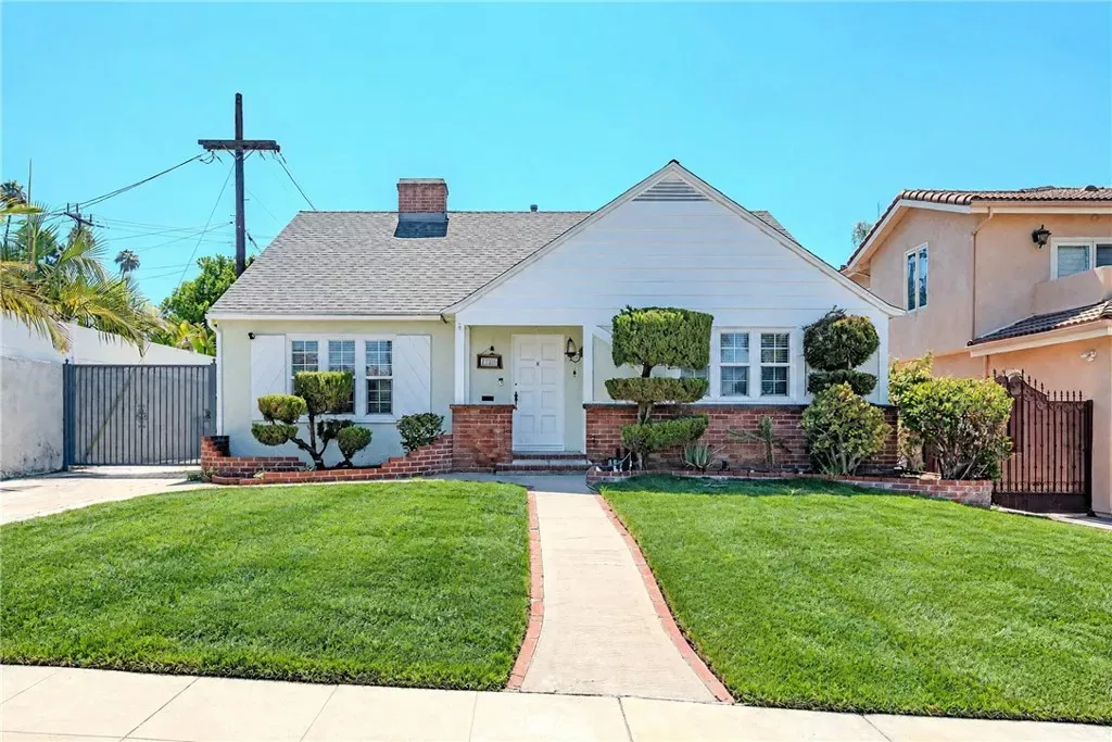 Property Photo: 1554 Raymond Avenue CA 91201