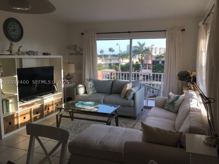 Property Photo:  2200 E Hallandale Beach Blvd 301  FL 33009 