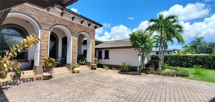 Property Photo:  12965 SW 197th St  FL 33177 