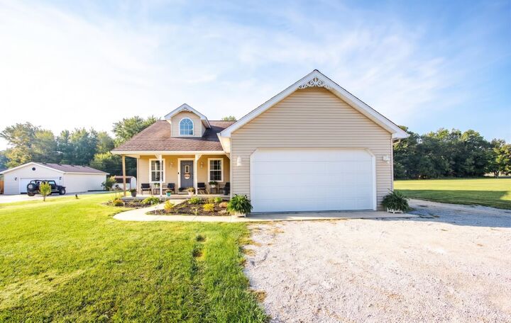 Property Photo: 26054 State Road 46 IN 47006