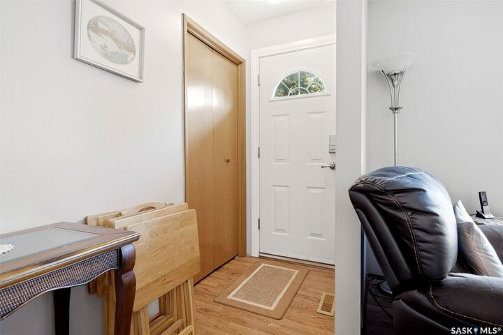 Property Photo:  39 Kennedy Crescent  SK S4R 6G3 