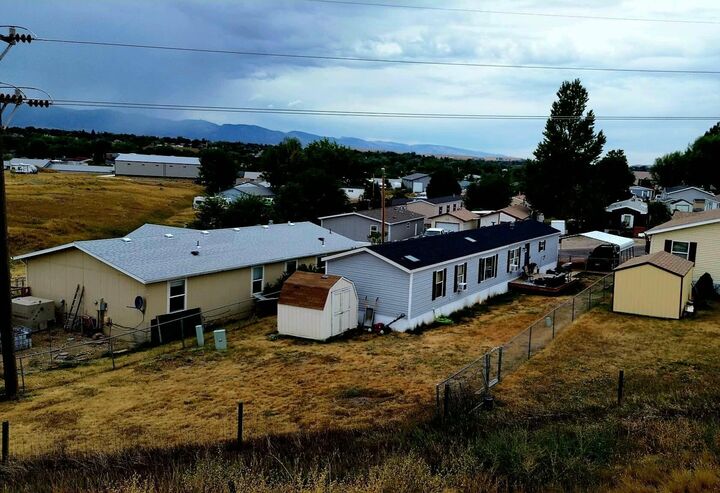 Property Photo:  829 E Timberline Drive  WY 82801 