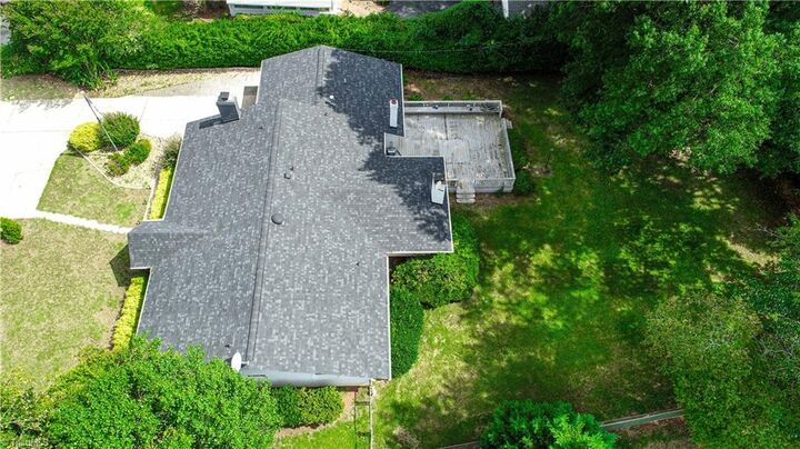 Property Photo:  3917 W Friendly Avenue  NC 27410 