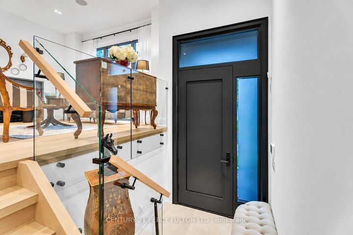 Property Photo: 171 Elmwood Avenue ON M2N 3M3