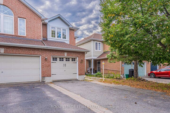 Property Photo:  418 Beatrice Drive  ON K2J 4W9 