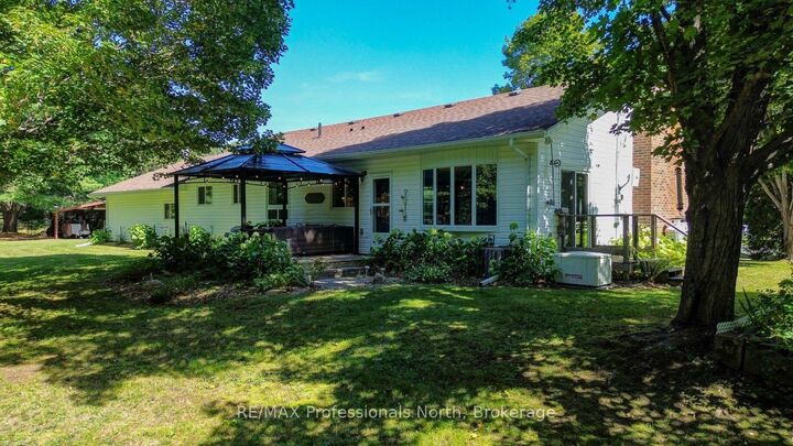 Property Photo:  1017 Clement Lake Road  ON K0L 3C0 