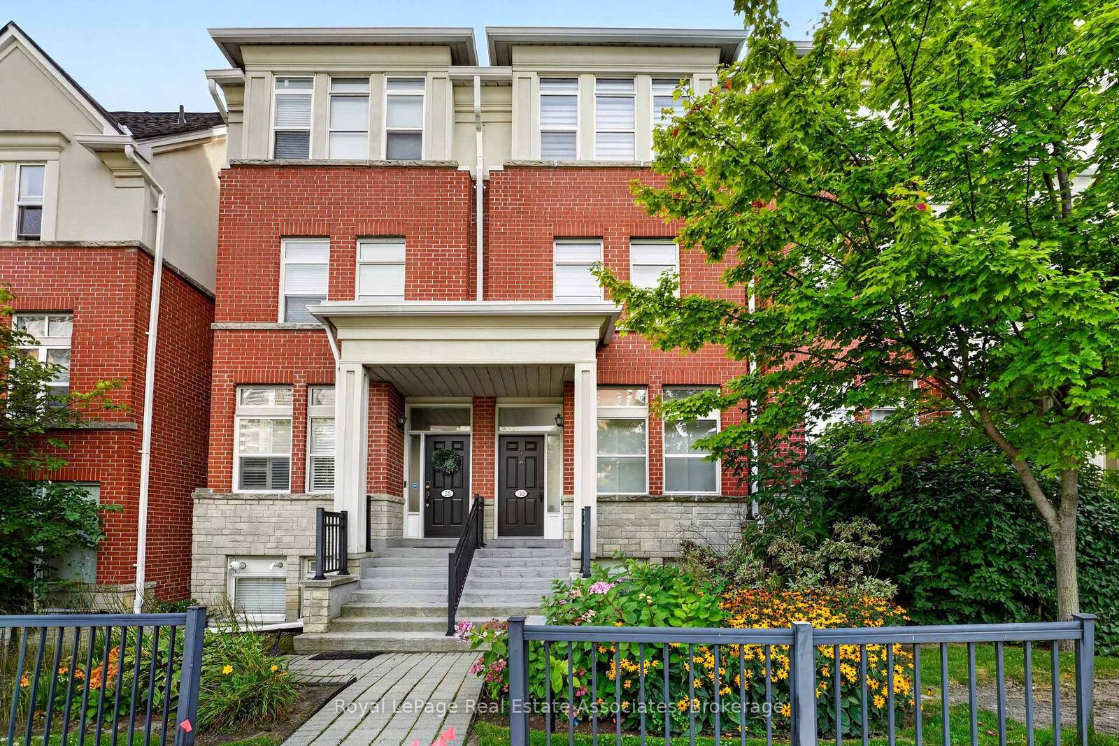 Property Photo:  30 Michael Power Place  ON M9A 5G9 