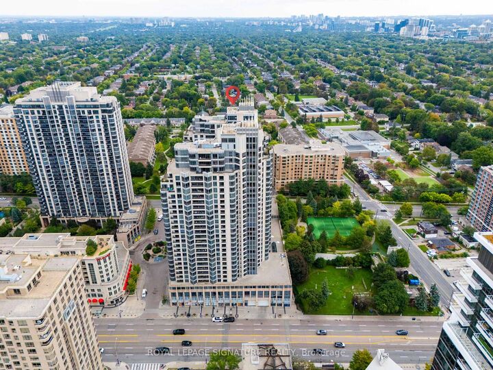 Property Photo:  15 Northtown Way 2122  ON M2N 7A2 