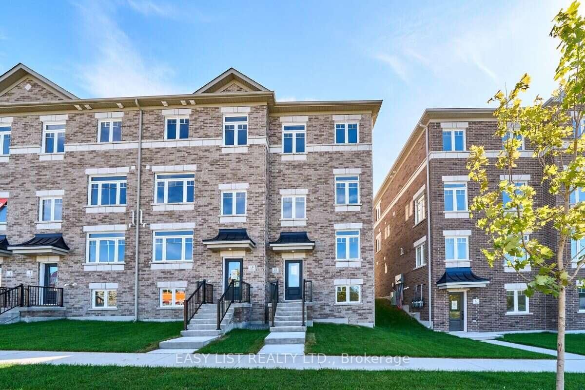 Property Photo:  23 Addyman Crescent  ON L1B 0X4 