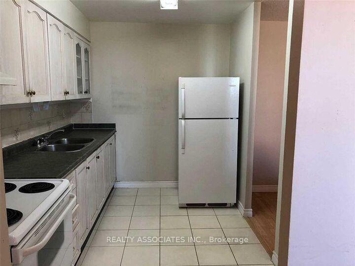 Property Photo:  100 Dundalk Drive 915  ON M1P 4V2 