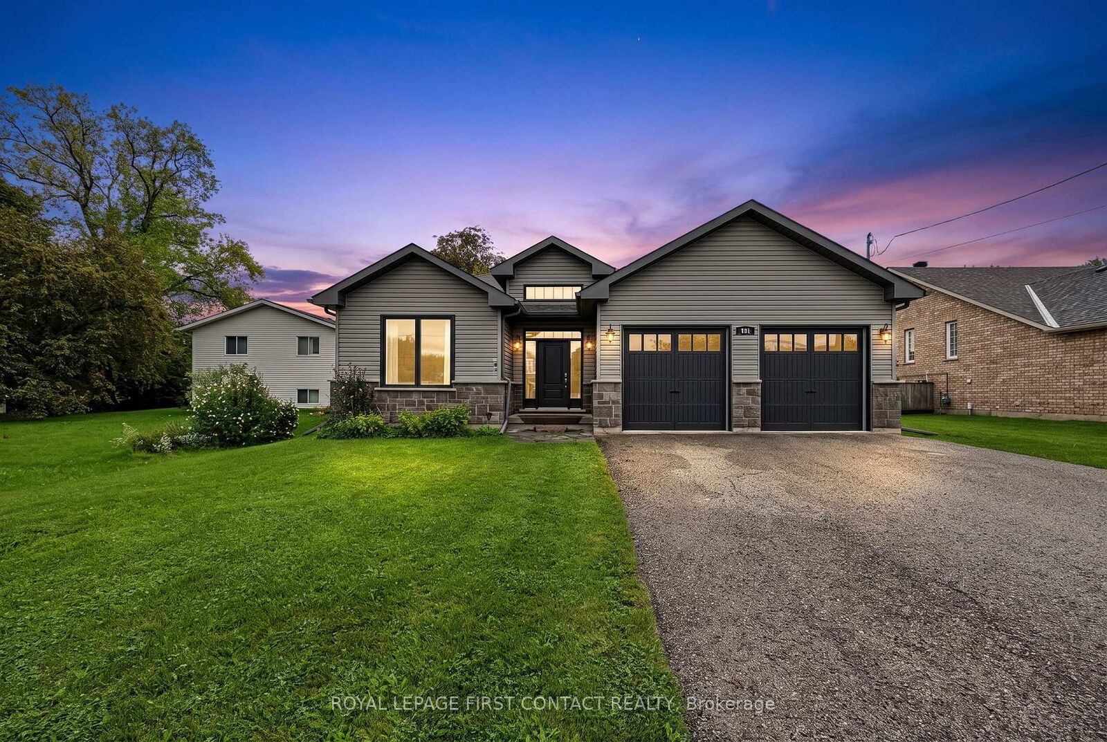 Property Photo: 981 Ewart Street ON L4G 9G3