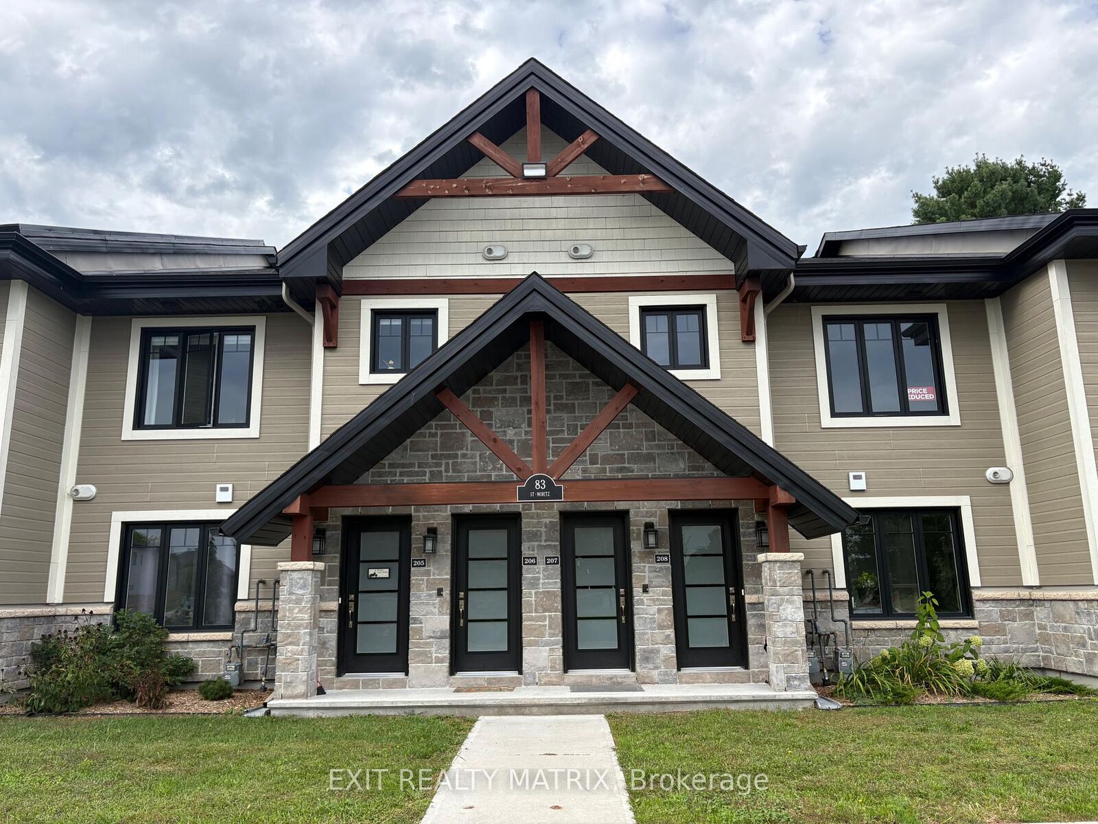 Property Photo:  83 St Moritz Trail 207  ON K0A 1W0 