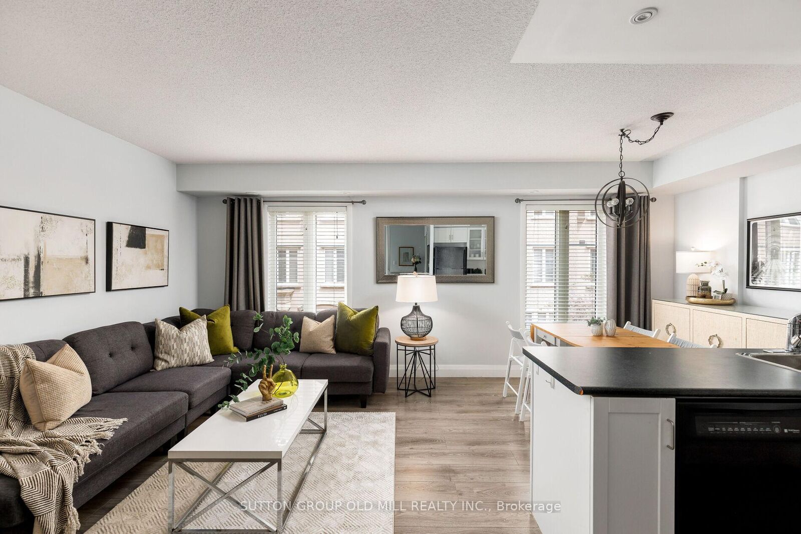 Property Photo:  46 Western Battery Road 809  ON M6K 3P1 