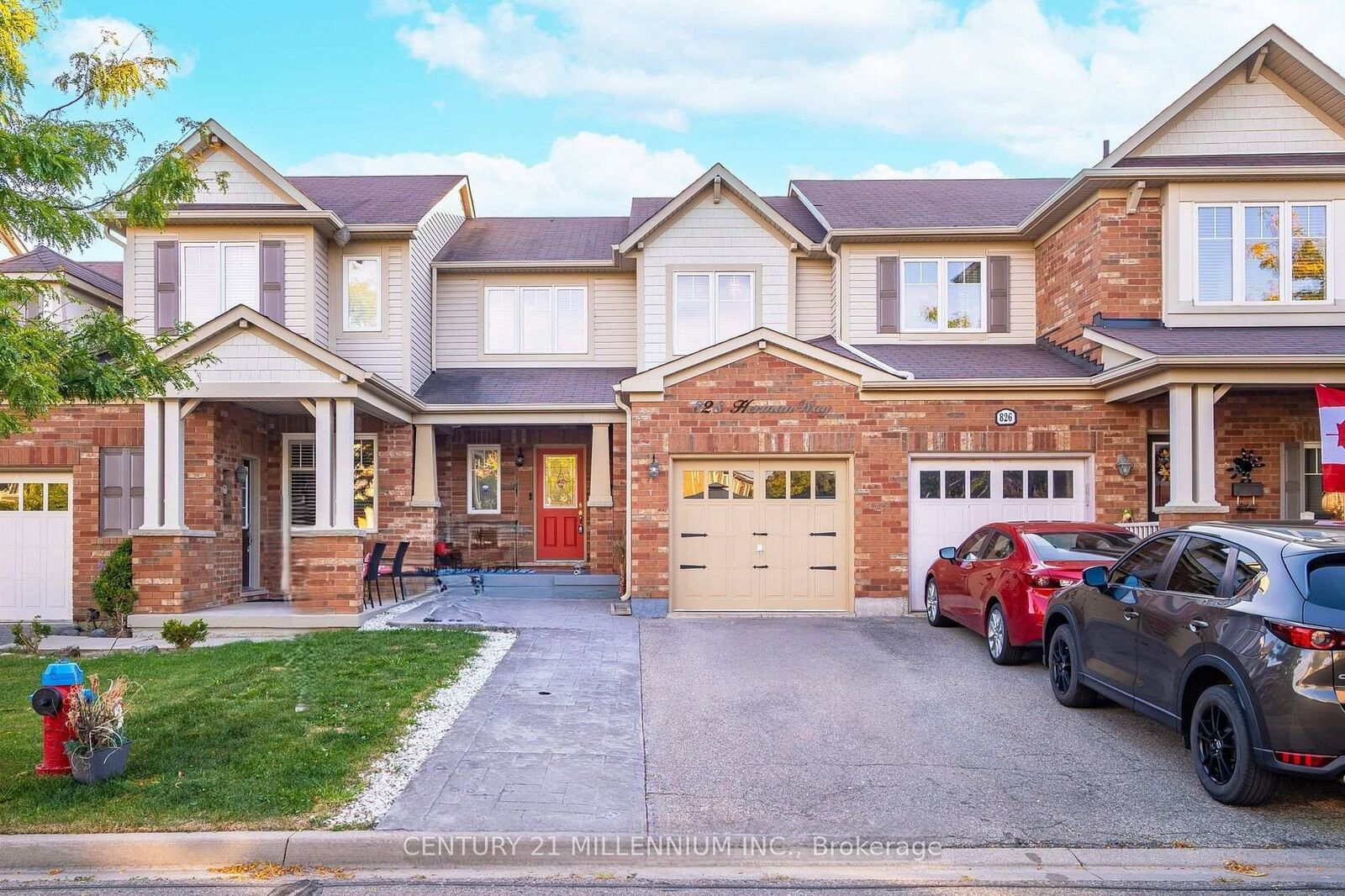 Property Photo: 828 Herman Way ON L9T 7B1