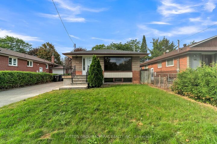 Property Photo:  58 Rochman Boulevard E  ON M1H 1S2 