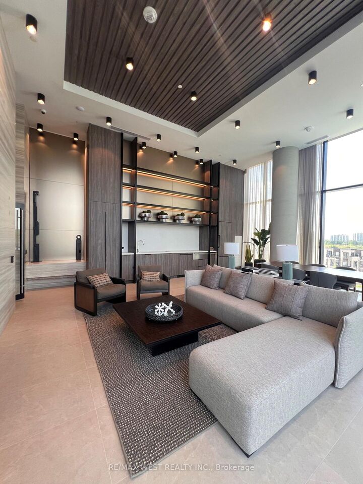 Property Photo:  6 Flavelle Trail 915  ON L4L 0M8 