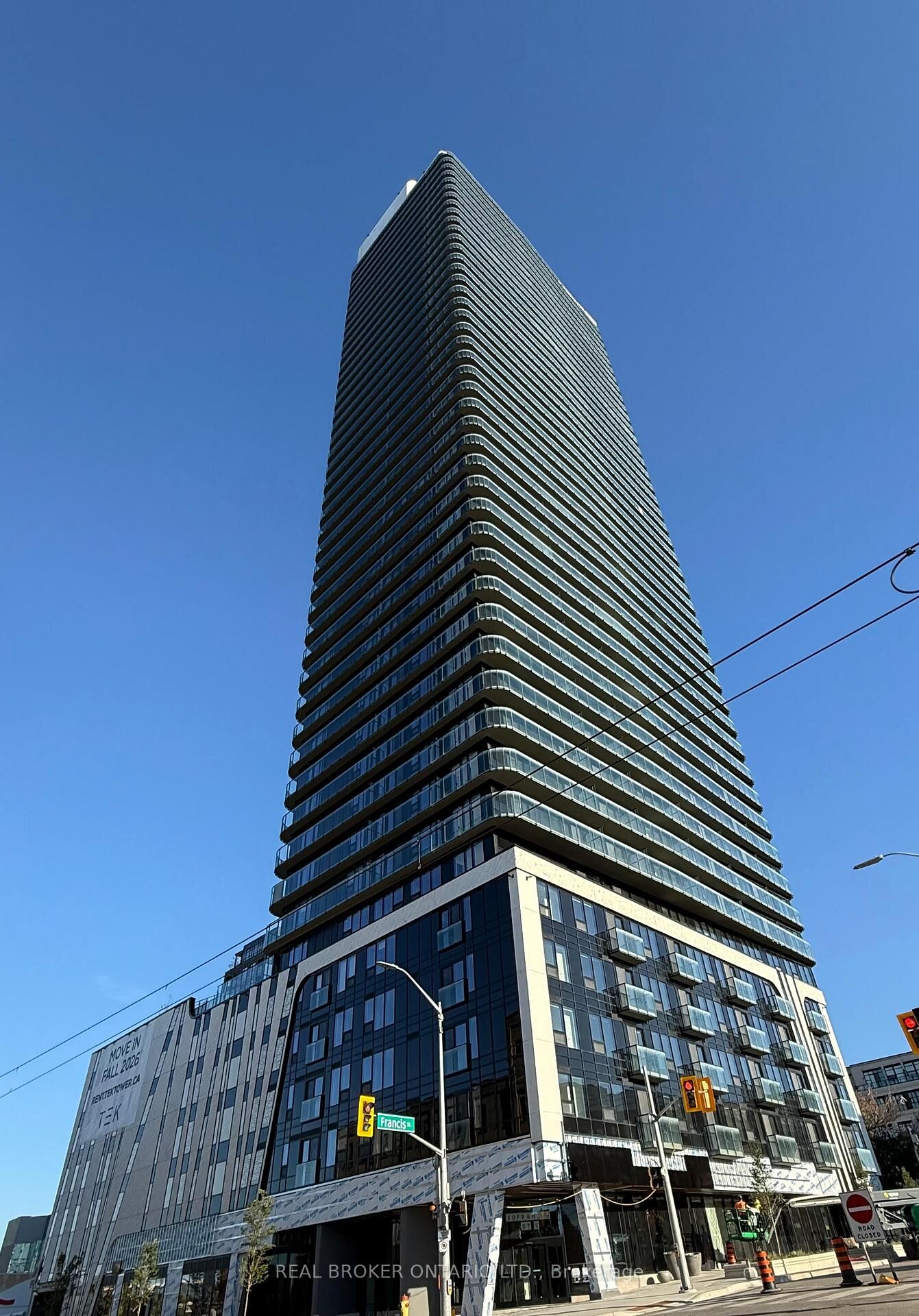 Property Photo:  30 Francis Street S 1107  ON N2G 0H1 