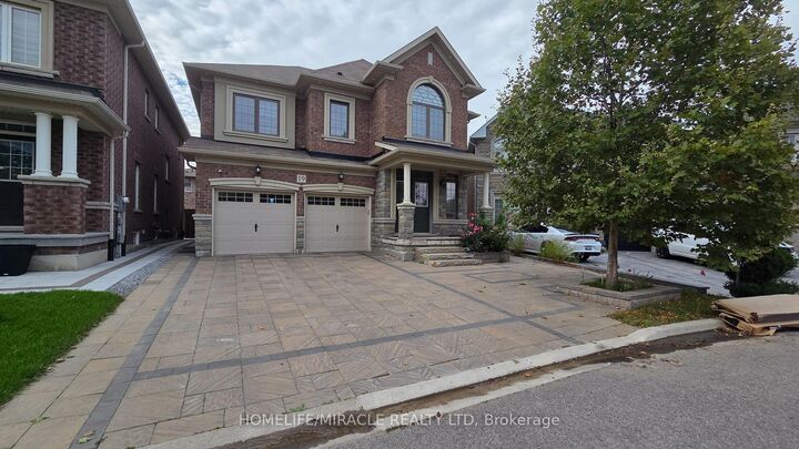 Property Photo:  19 Belgium Crescent  ON L7A 4R2 