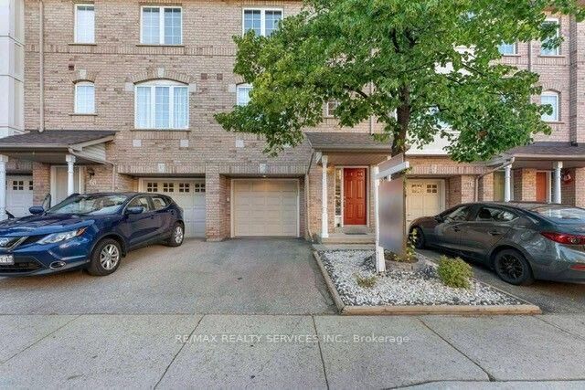 Property Photo:  80 Acorn Place 69  ON L4Z 4E1 
