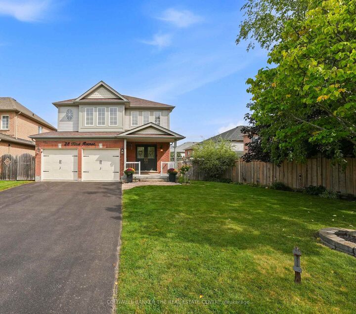 Property Photo:  28 Hirst Avenue E  ON L4P 4E6 