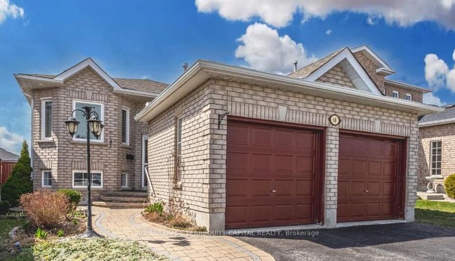 Property Photo:  68 Bird Street Lower  ON L4N 0X3 