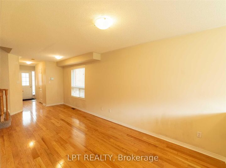 Property Photo:  4919 Southampton Drive  ON L5M 7P9 
