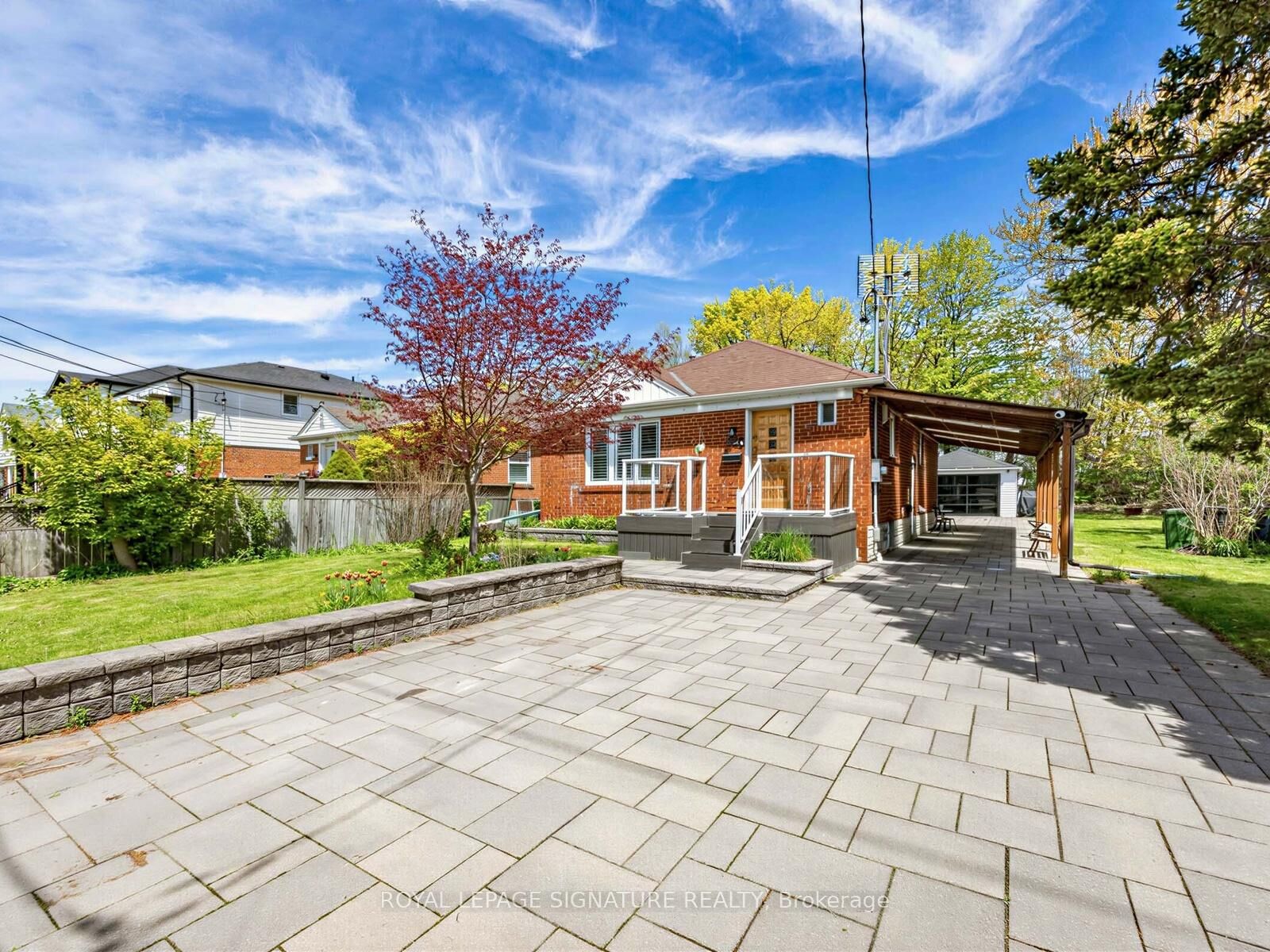 Property Photo: 67 Ellington Drive ON M1R 3Y2