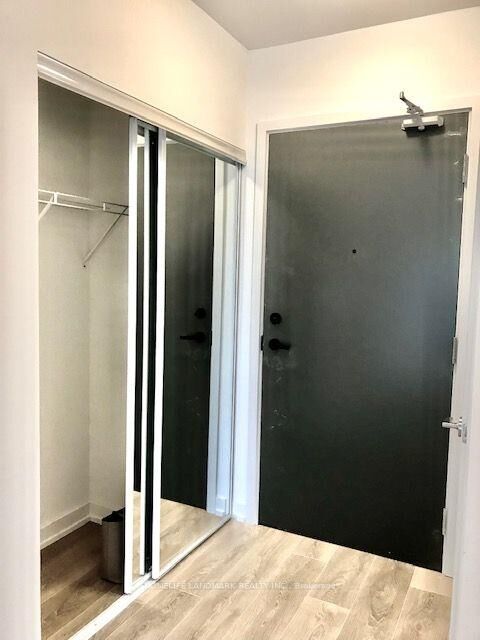 Property Photo:  2033 Kennedy Road 1002  ON M1T 0B9 