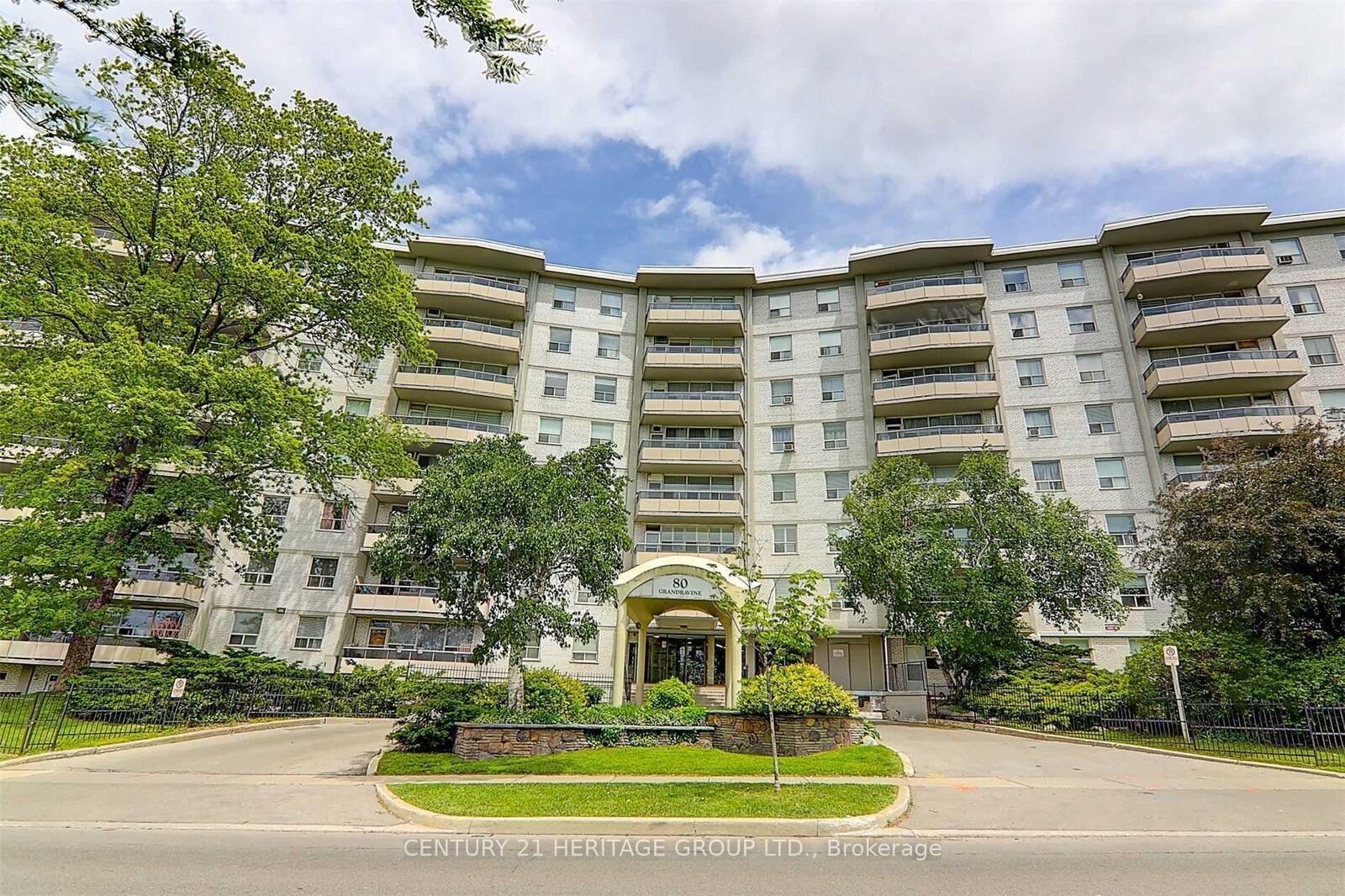 Property Photo: 80 Grandravine Drive 411 ON M3J 1B2