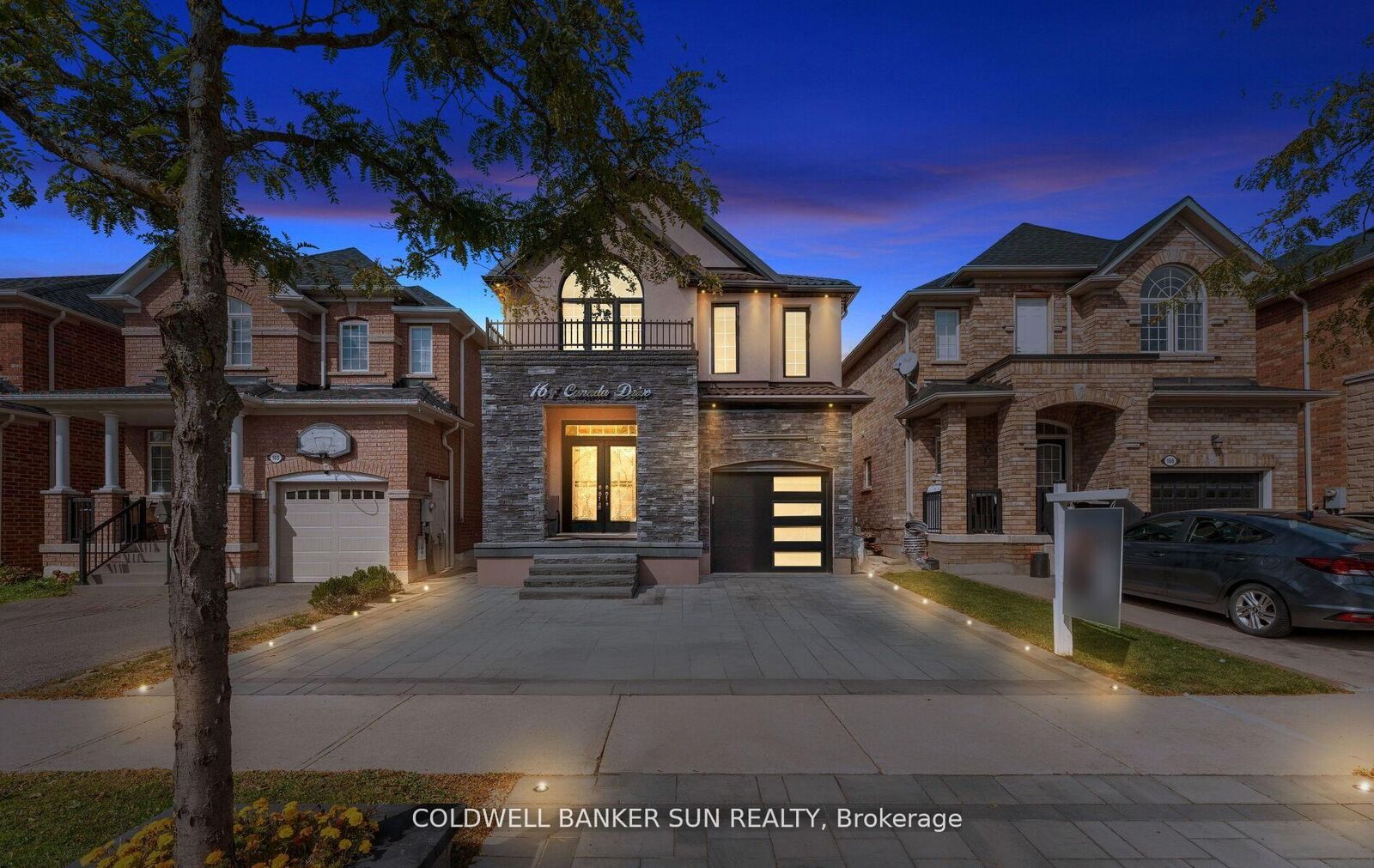 Property Photo:  164 Canada Drive  ON L4K 0K1 