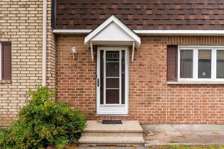 Property Photo:  1781 Bellmanor Court  ON K1T 2V7 
