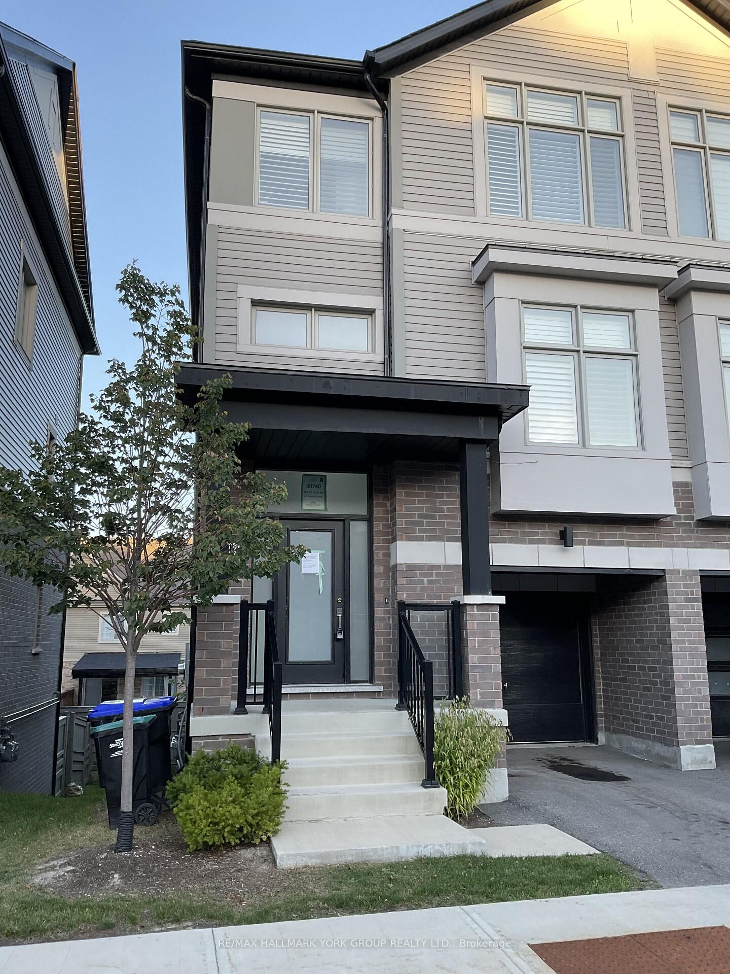 Property Photo:  24 Hughes Lane 40  ON L0G 1H0 
