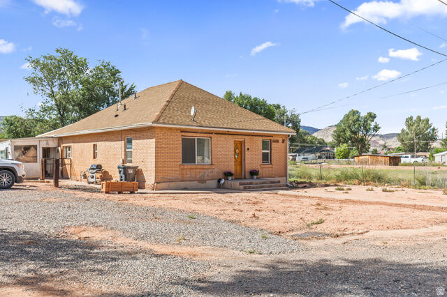 Property Photo:  88 S State  UT 84657 