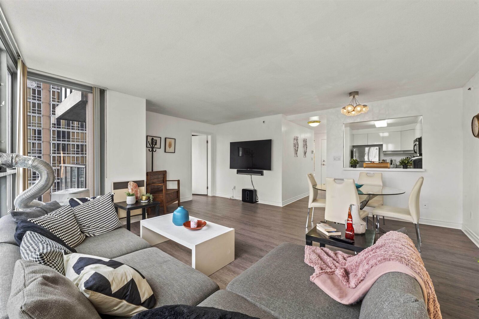 Property Photo: 930 Cambie Street 2102 BC V6B 5X6