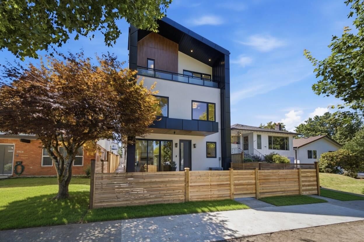 Property Photo:  3016 E 19th Avenue  BC V5M 2S9 