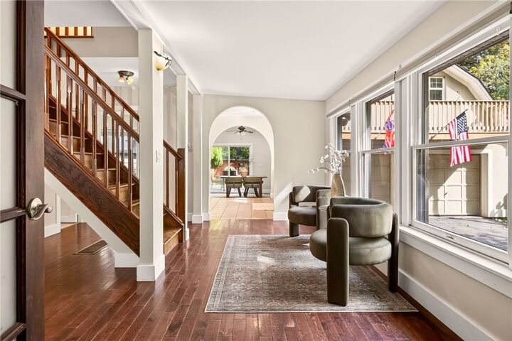 Property Photo: