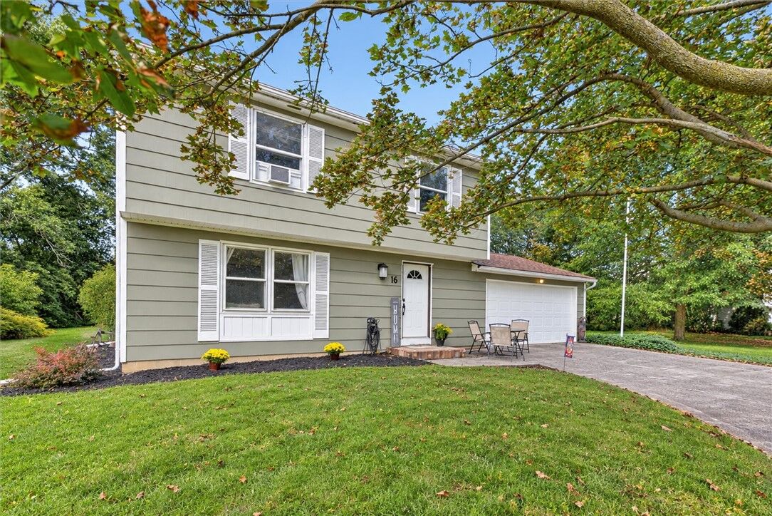 Property Photo:  16 Highview Drive  NY 14464 