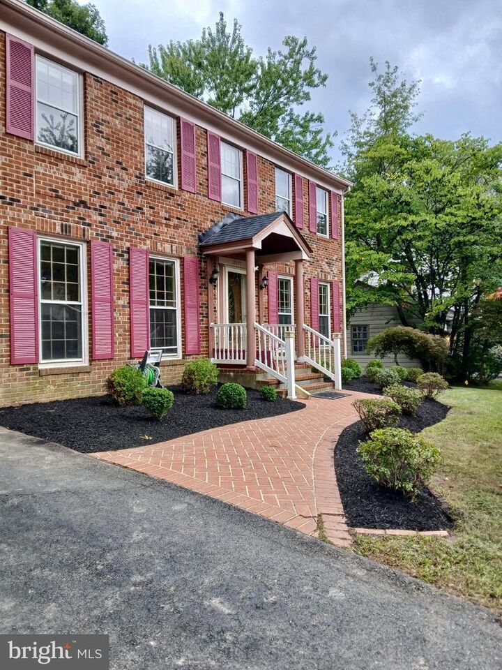 Property Photo: 10691 John Ayres Drive VA 22032