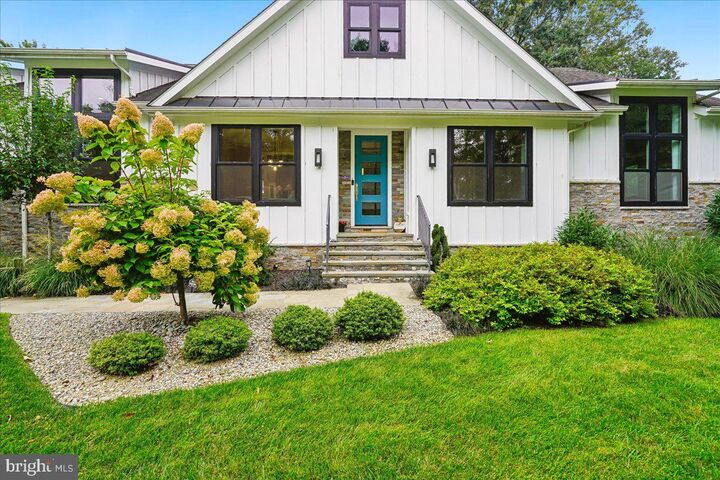 Property Photo:  2203 Pennsylvania Boulevard  VA 22308 