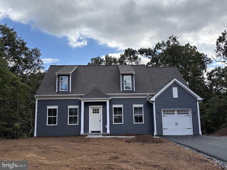 Property Photo: 7 Oak Lane PA 17050