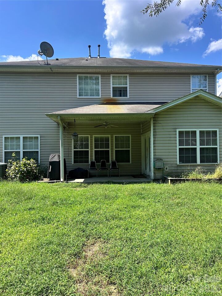 Property Photo:  437 Annaberg Lane  NC 28110 