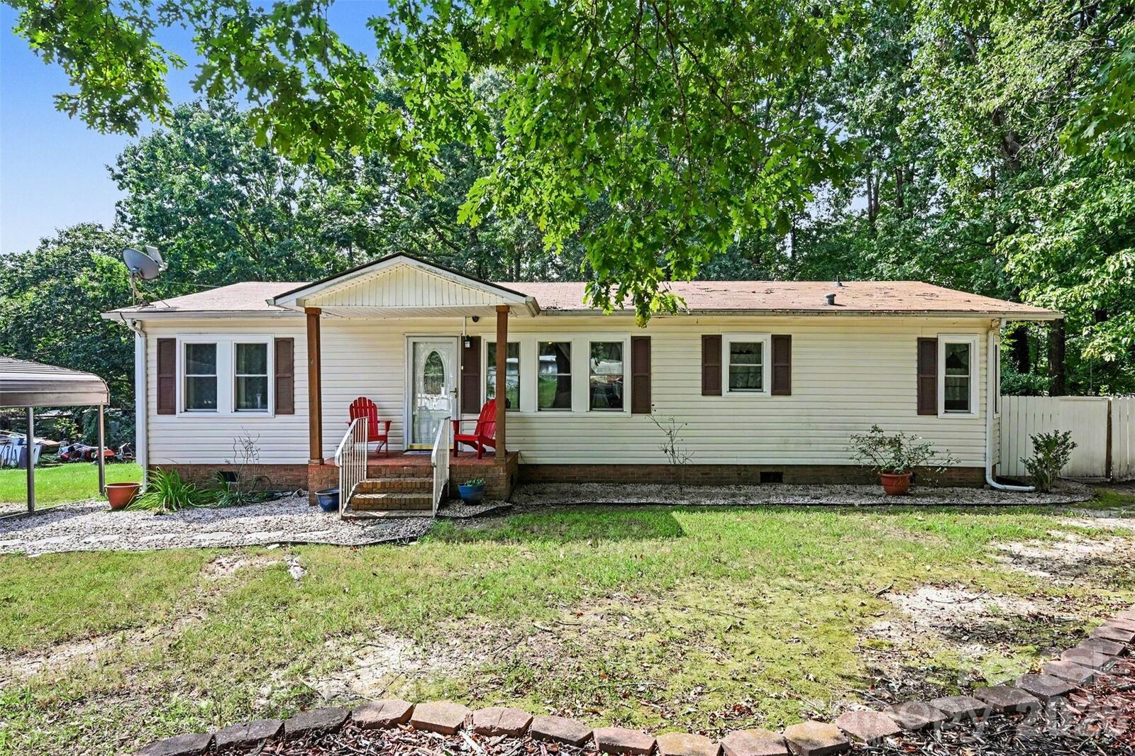 Property Photo: 115 Red Fox Court NC 28120