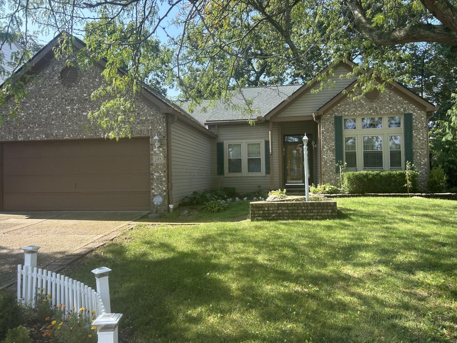 Property Photo: 283 Charing Cross Street OH 43119